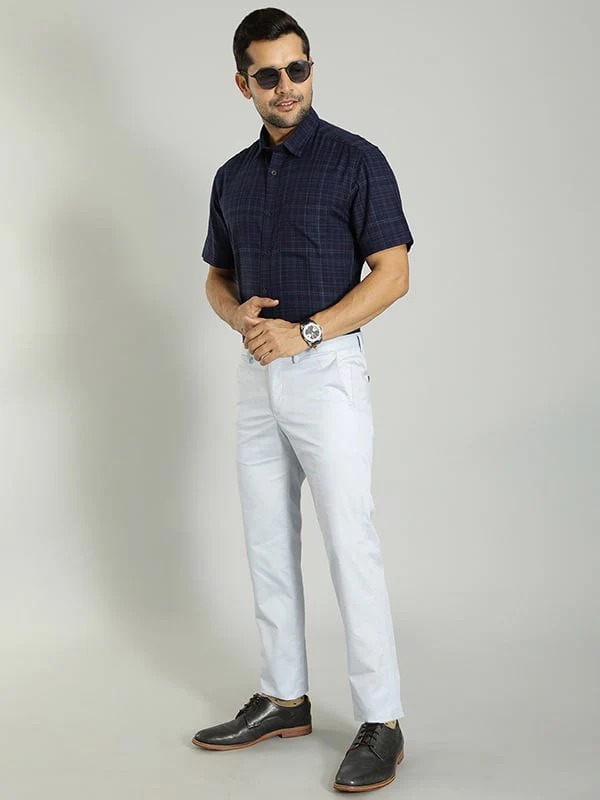 Indian Terrain Men's Slim Fit Solid Blue Trousers